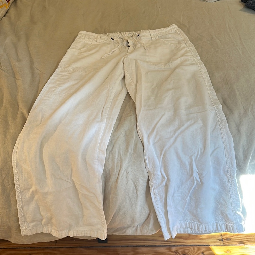 Perfect white linen wide legged pant!